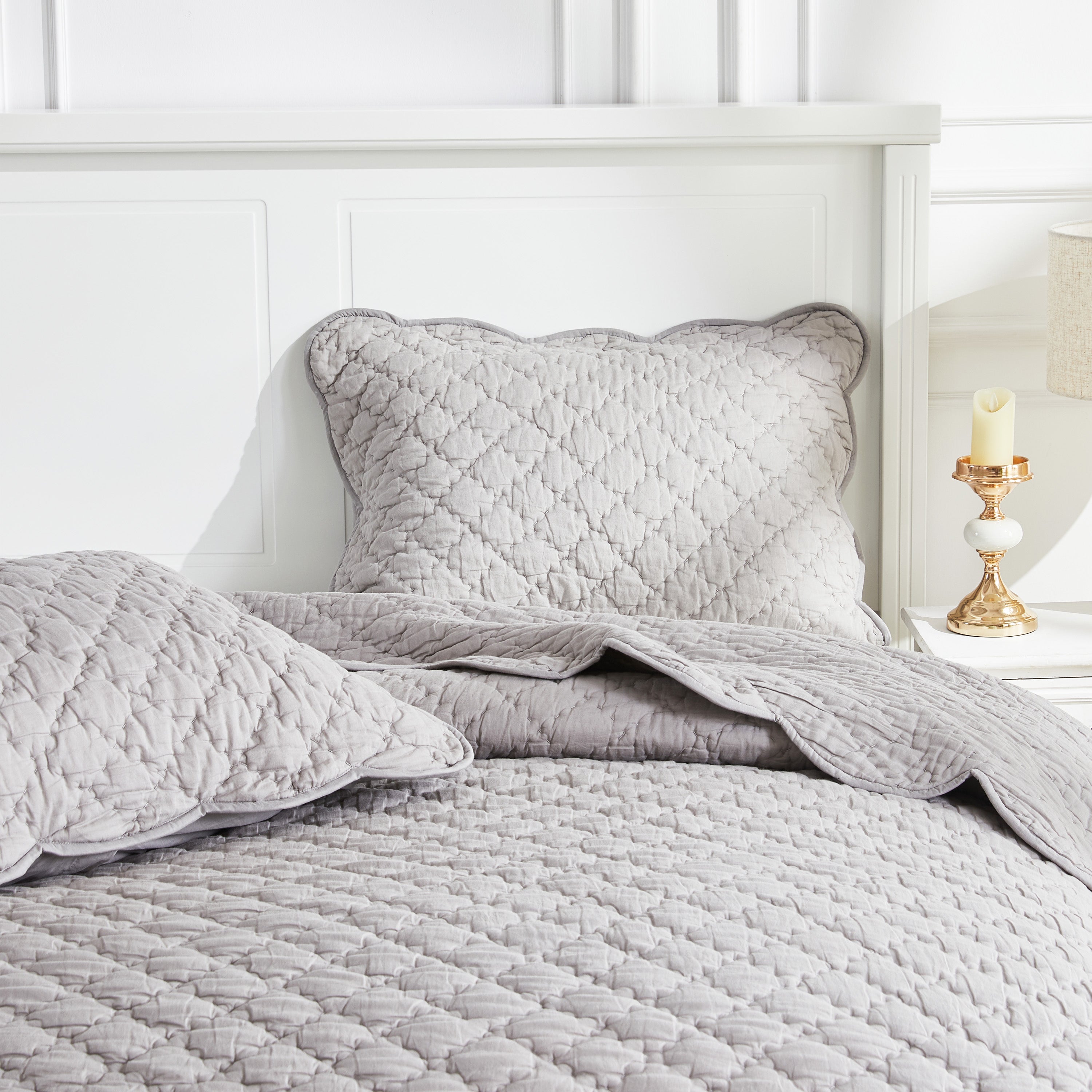 Diamond Scallop Cotton Voile Hand Stitched Quilt Set