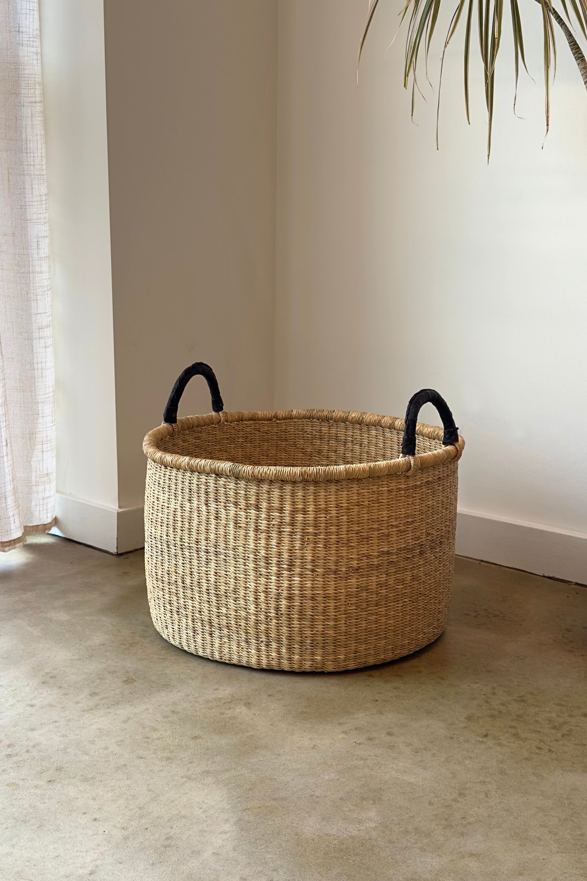 Low Laundry Basket - Natural