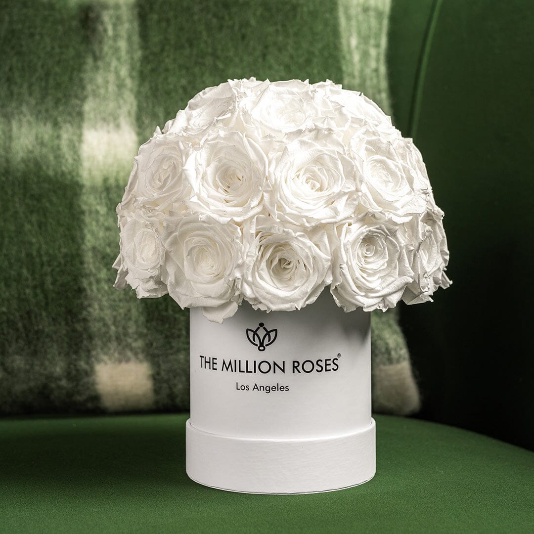 Essence White Superdome Box | White Roses