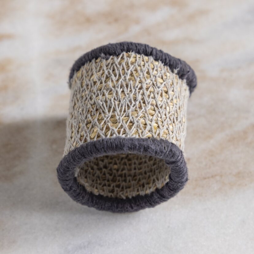 Hydra Napkin Ring, Air