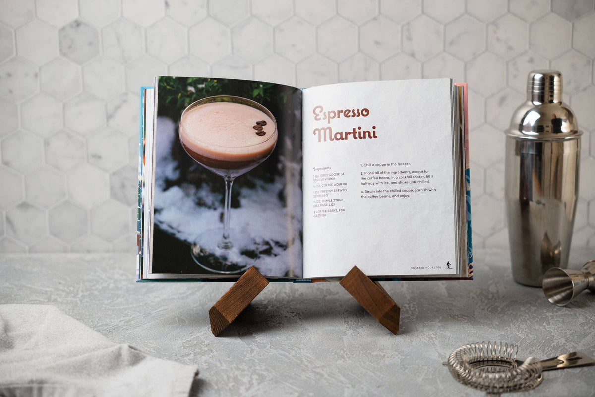 Après Ski: 100 Cozy Drinks to Warm Up Your Winter