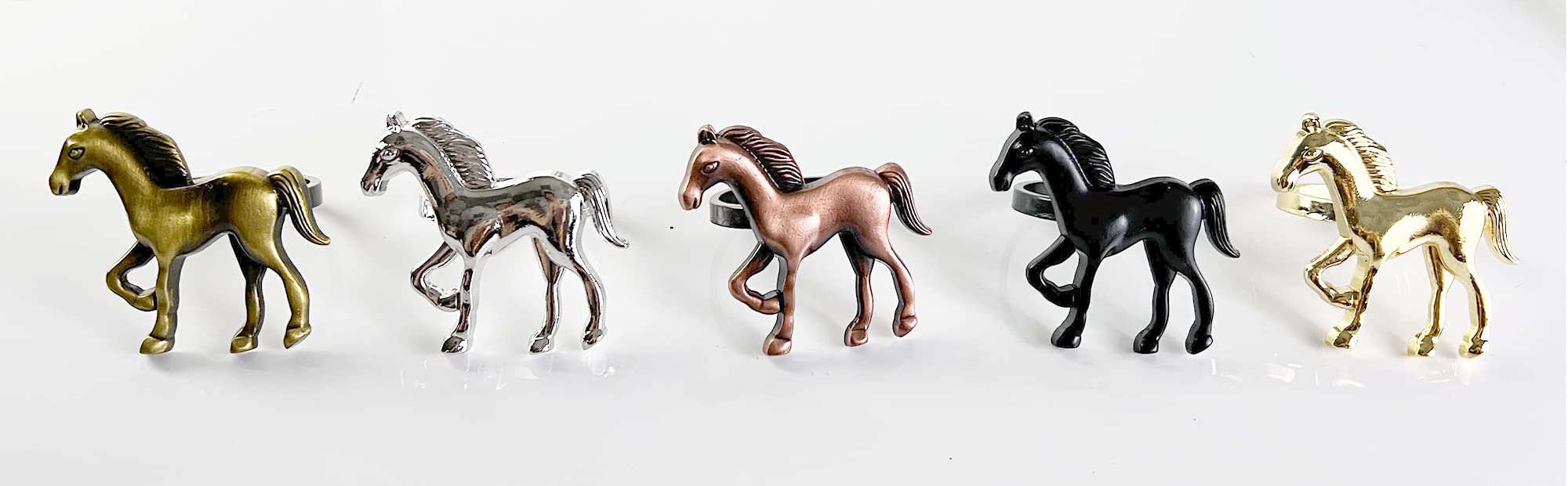 Fennco Styles Horse Metal Napkin Rings, Set of 4 - Silver Animal Napkin Holders for Home, Dining Table Décor, Banquets, Holidays, Family Gatherings and Special Occasions
