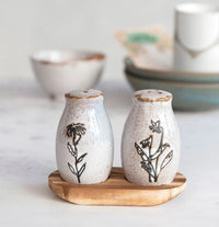 set of 3 - Salt & Pepper Shaker