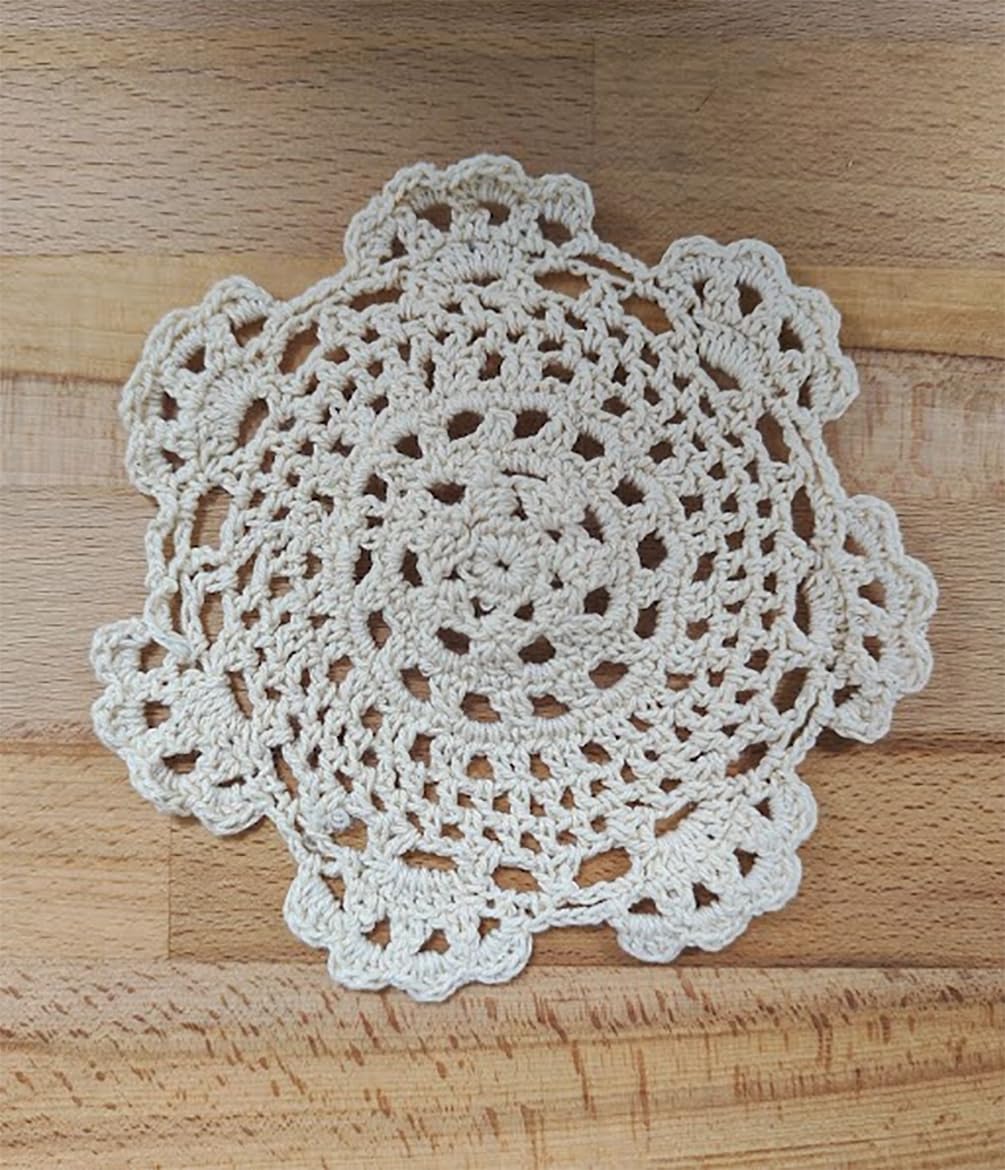 Fennco Styles Handmade Medallion Crochet Lace Round Cotton Placemat Doilies - 4 Pack