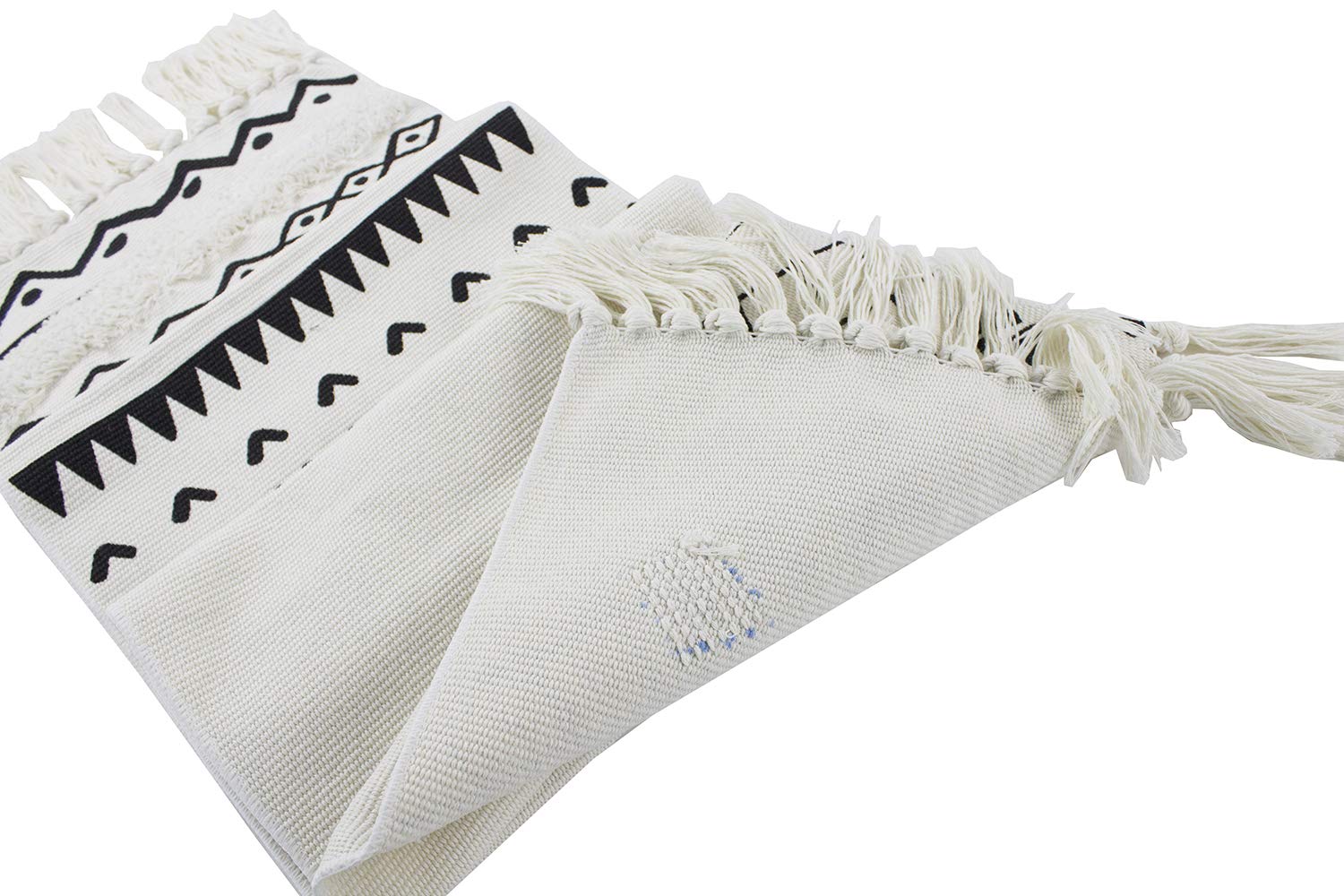 Fennco Styles Boho Farmhouse Woven Fringe Tasseled 14 x 71 Inch Tribal Table Runner – White and Black Table Runner for Everyday Use, Dinner Parties, Special Events and Home Décor