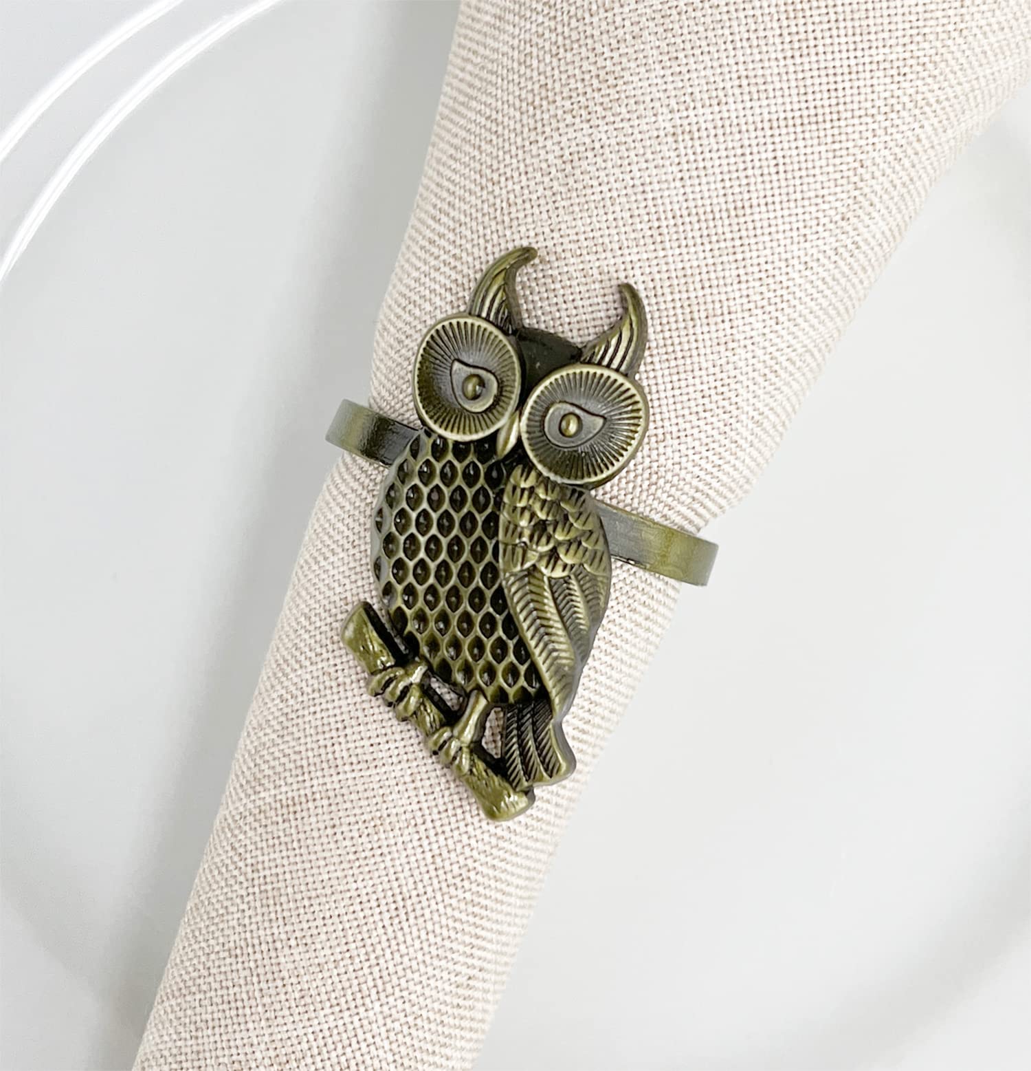 Fennco Styles Perched Owl Metal Napkin Rings, Set of 4 - Animal Napkin Holders for Home Décor, Dining Table, Banquets, Family Gathering and Special Occasions
