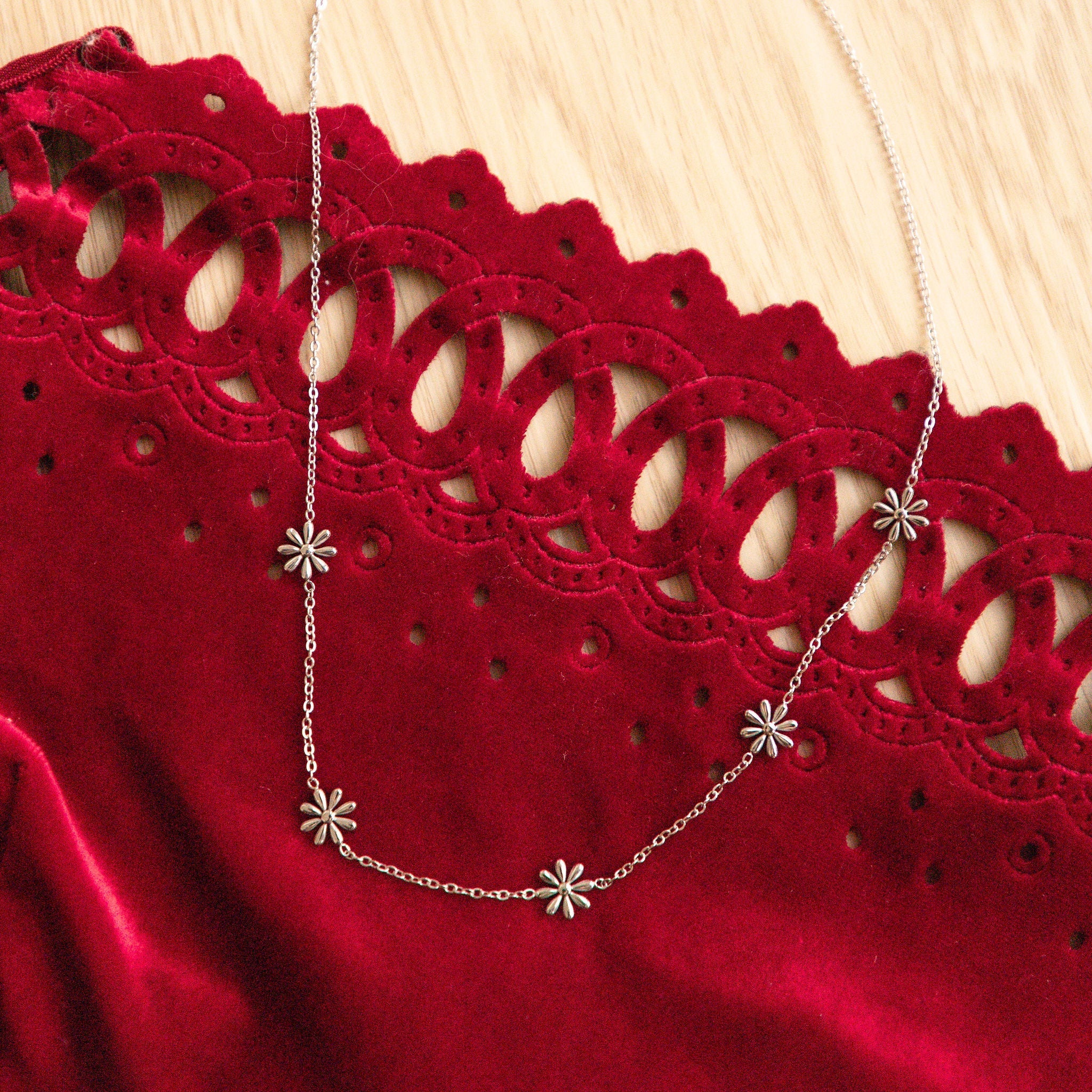 Anna Floral Necklace