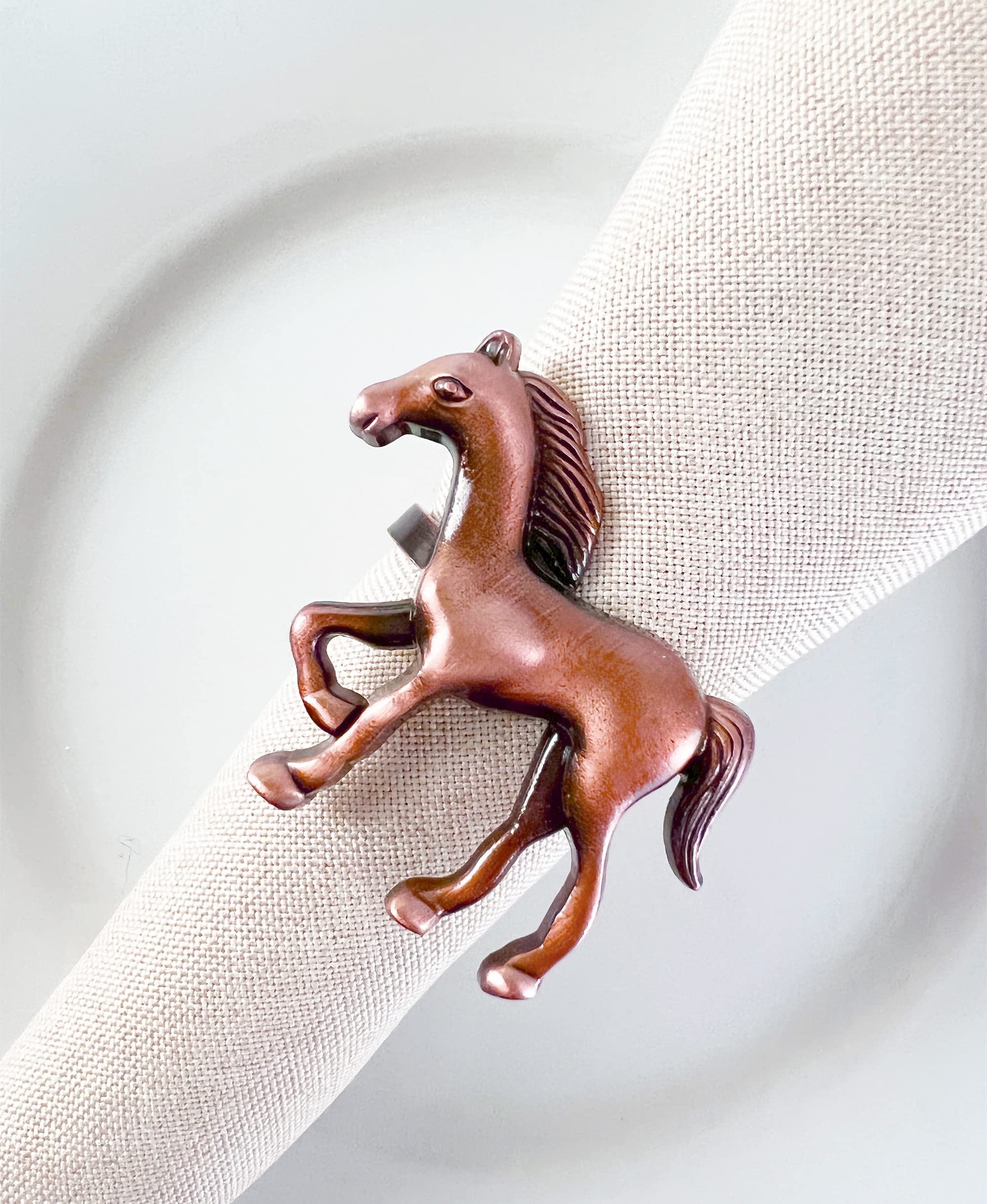 Fennco Styles Horse Metal Napkin Rings, Set of 4 - Silver Animal Napkin Holders for Home, Dining Table Décor, Banquets, Holidays, Family Gatherings and Special Occasions