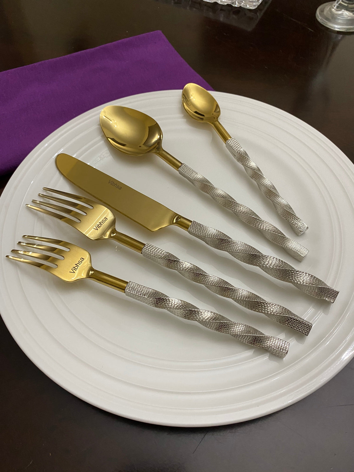 Gold Stainless Steel Flatware Set of 5 PC (Twisted)