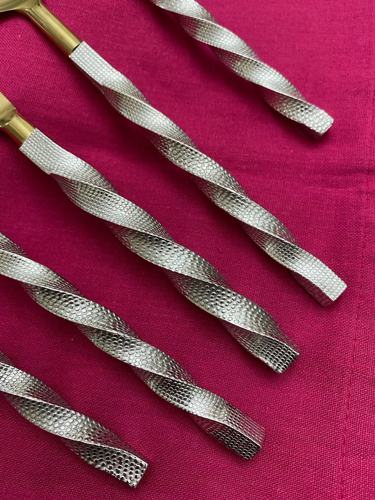 Gold Stainless Steel Flatware Set of 5 PC (Twisted)