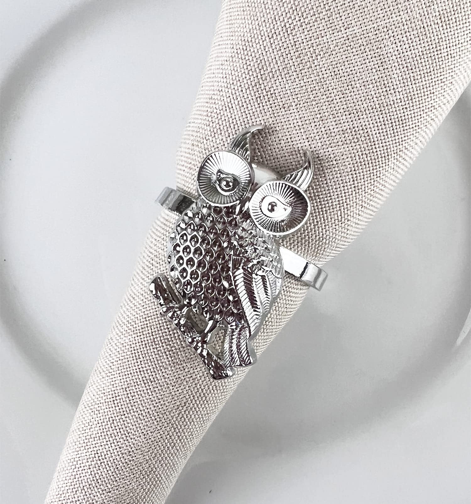 Fennco Styles Perched Owl Metal Napkin Rings, Set of 4 - Animal Napkin Holders for Home Décor, Dining Table, Banquets, Family Gathering and Special Occasions