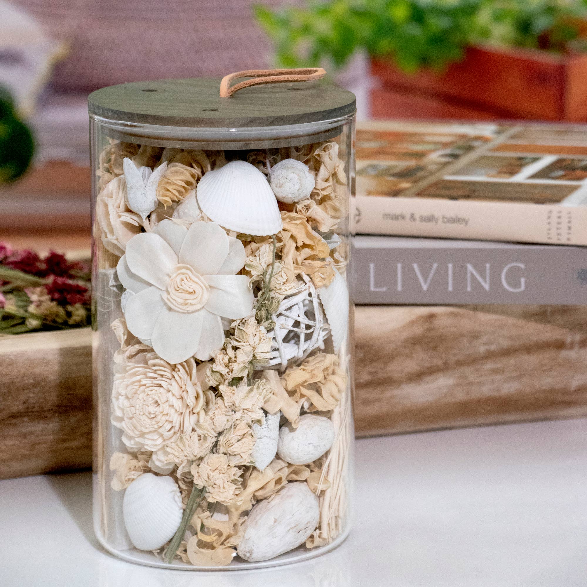 White Selenite & Sandalwood Potpourri Jar