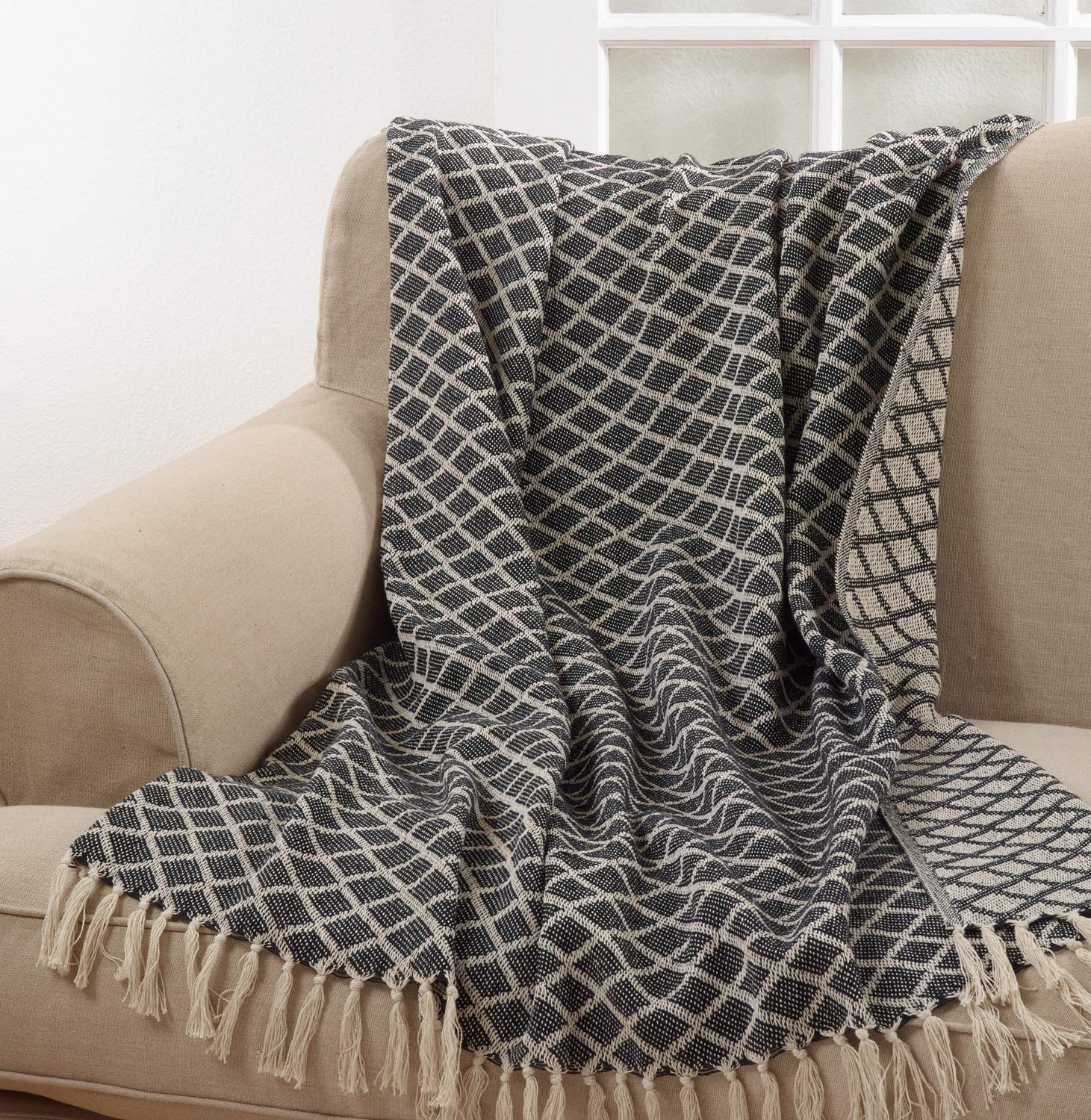 Diamond Two-Tone Tassel 100% Cotton Woven Soft Throw Blanket, 50" x 60", Black