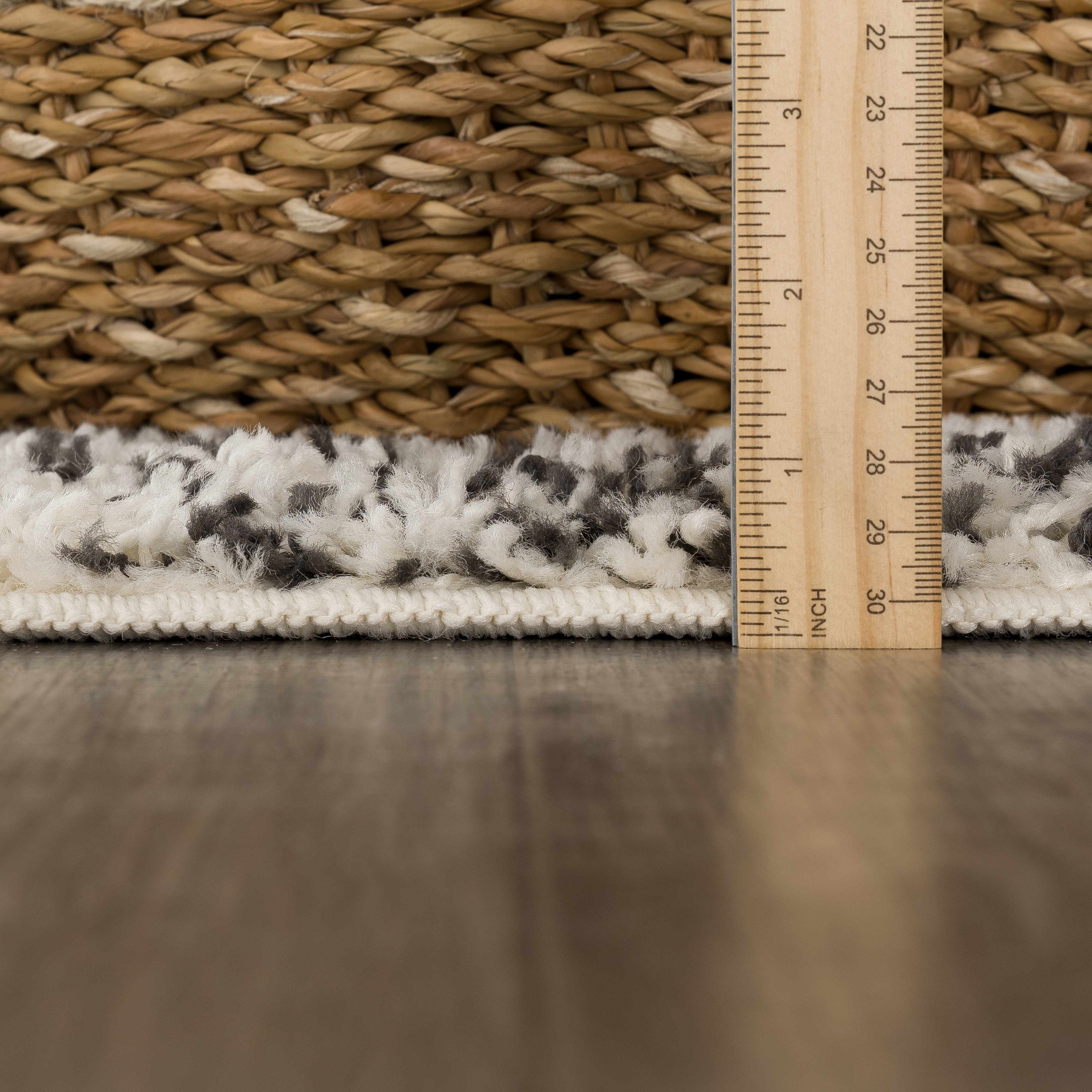 Buan Plush Area Rug