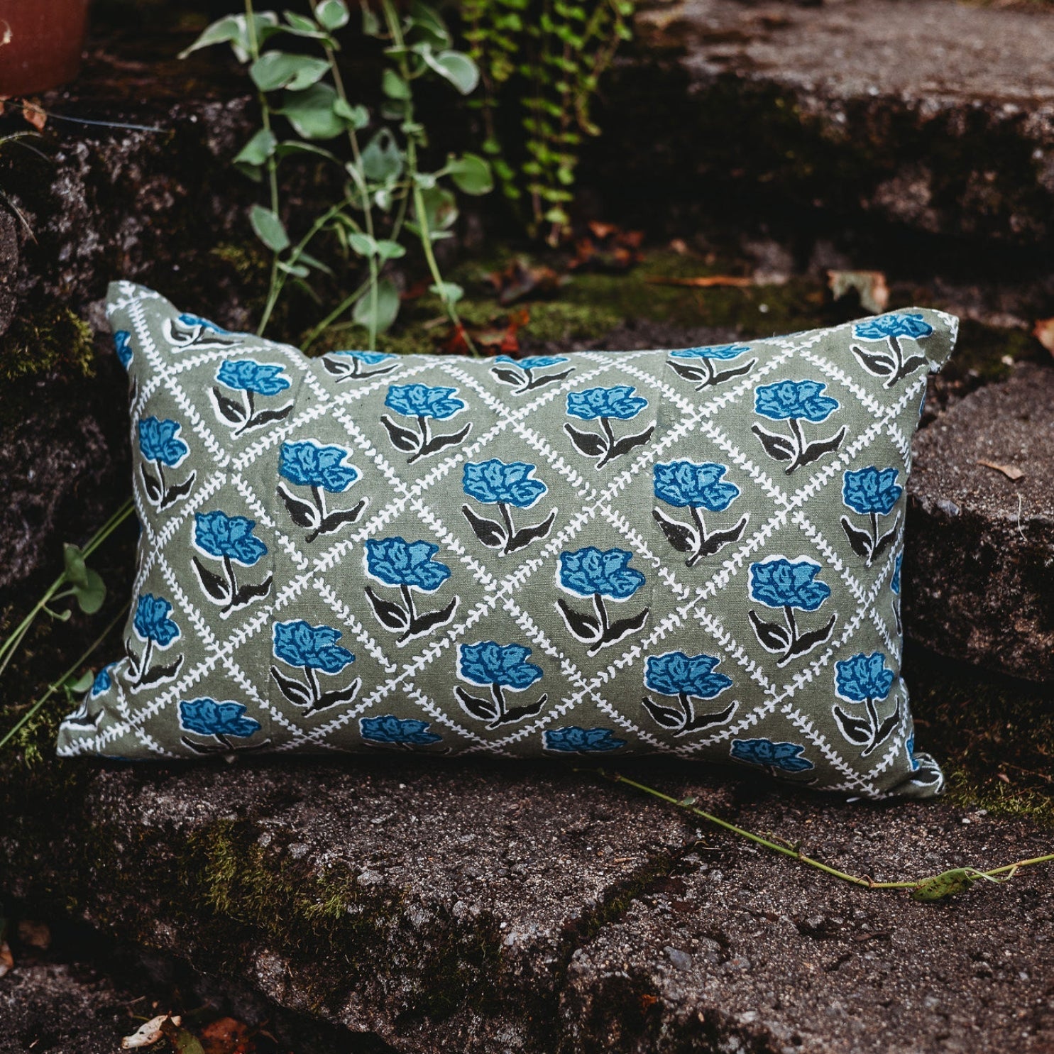 Noor Lumbar Throw Pillow Cover - Olive & Blue