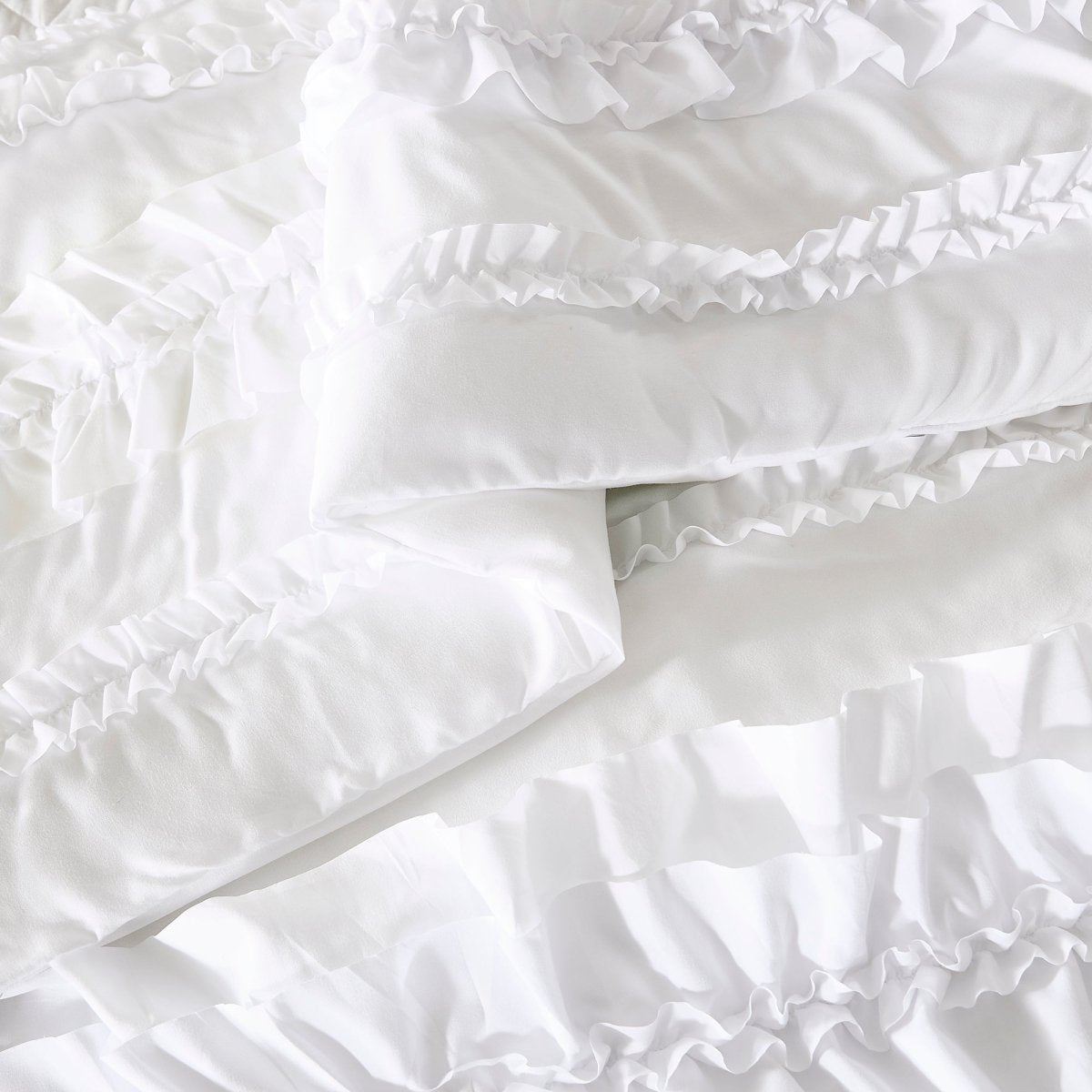 Belle Comforter Set