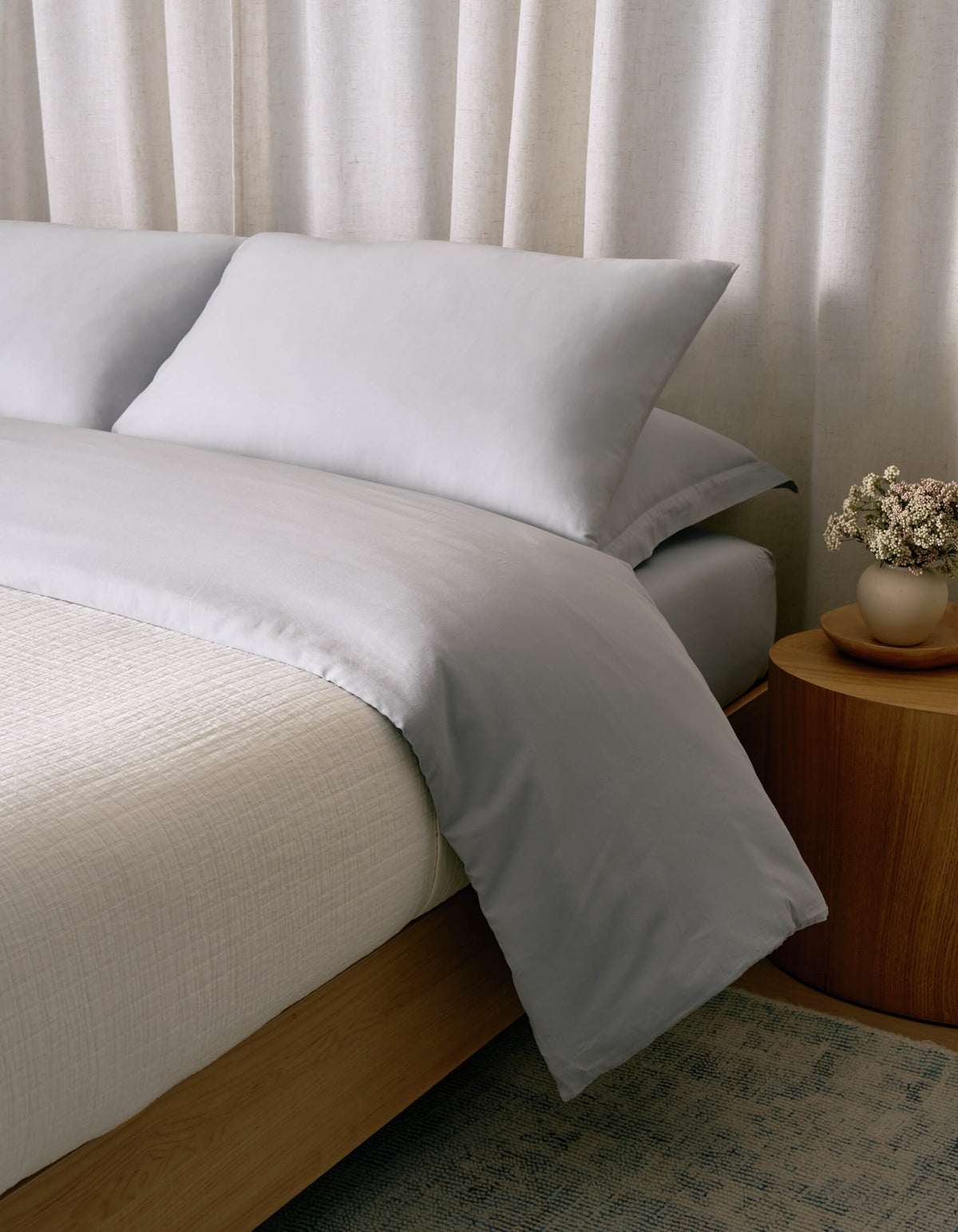 Waterfront Grid Matelasse Blanket