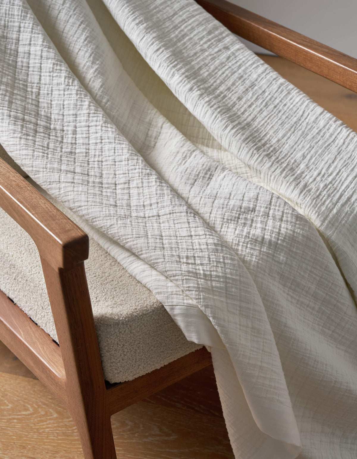 Waterfront Grid Matelasse Blanket