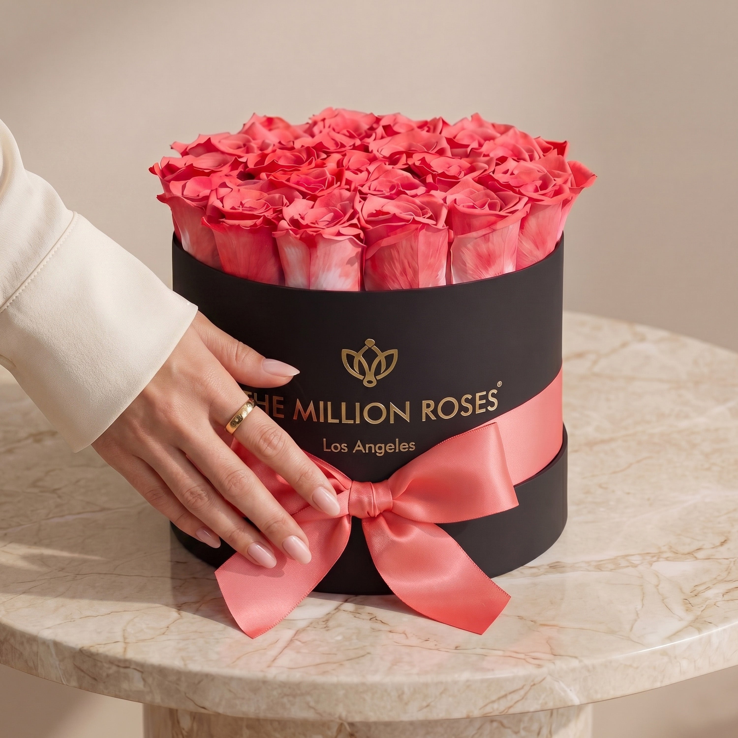 Classic Black Box | Coral Roses