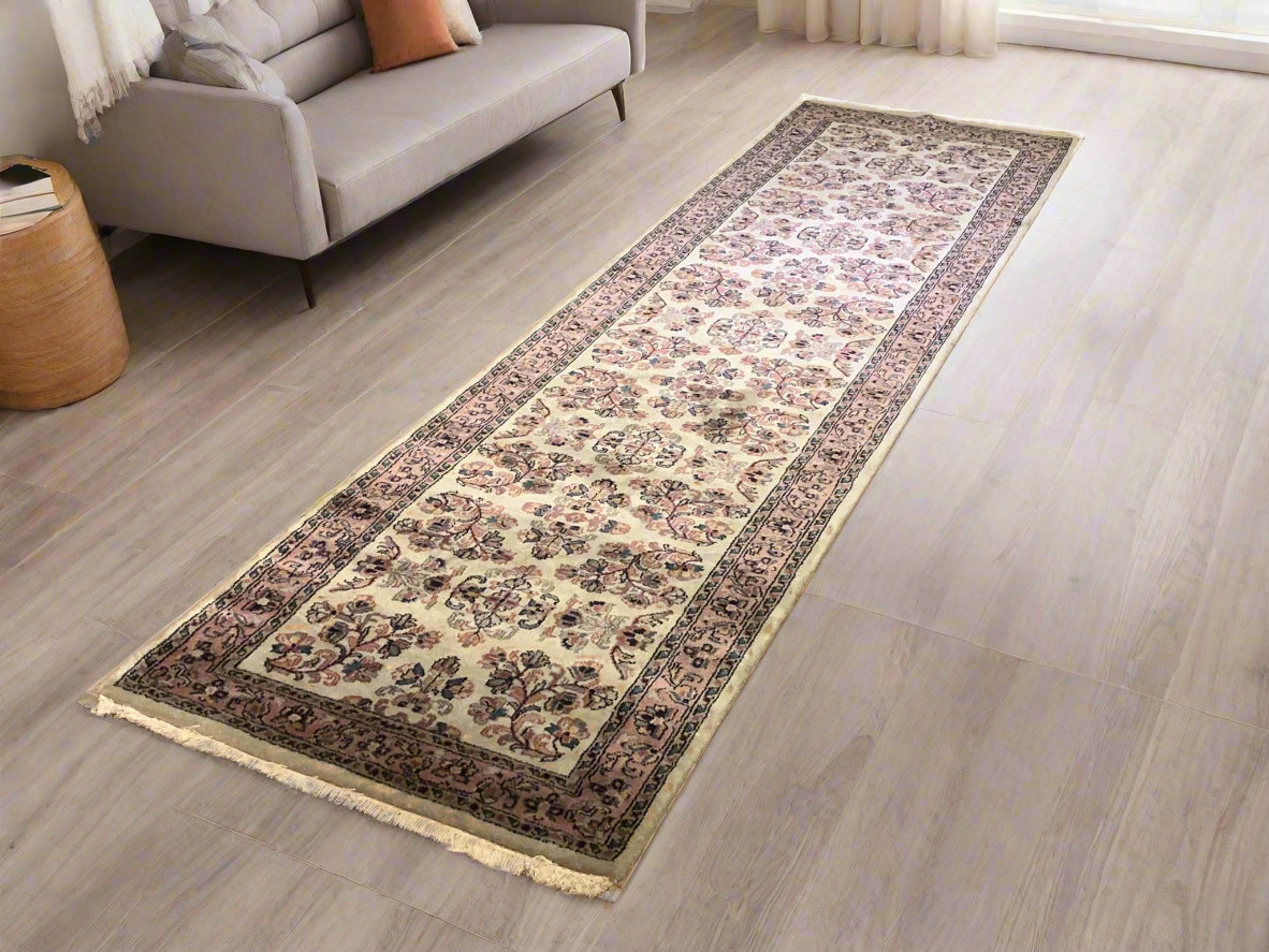 Sultanabad 100% wool Hand Made Rug, 2' 9" x 10' (P)