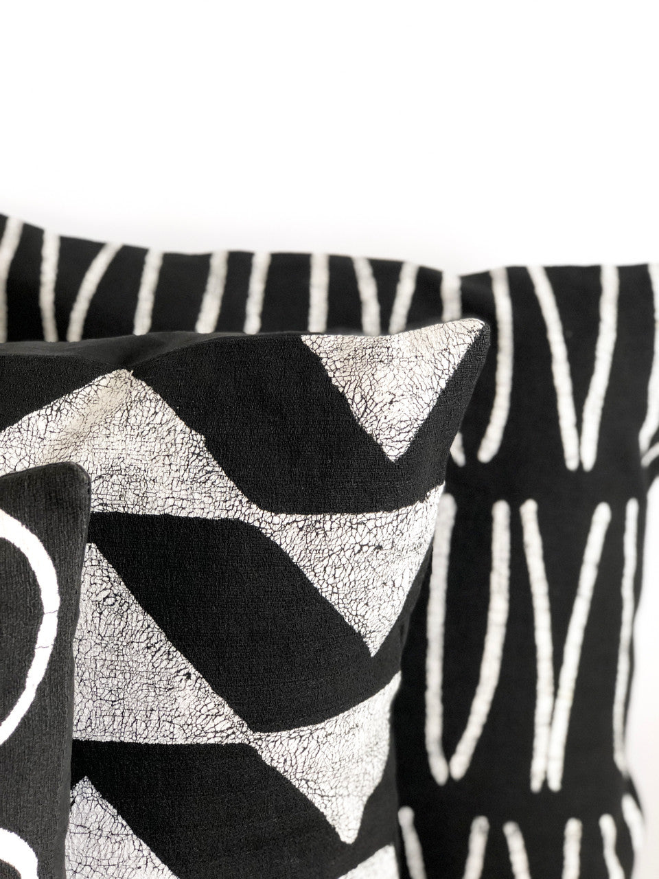 Sadza Triangles Pillow Cover - Ebony Black