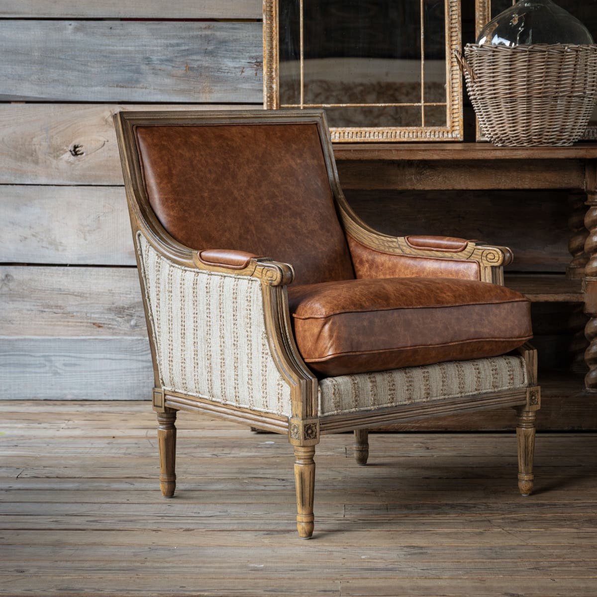 Grand Oaks Upholstered Accent Chair