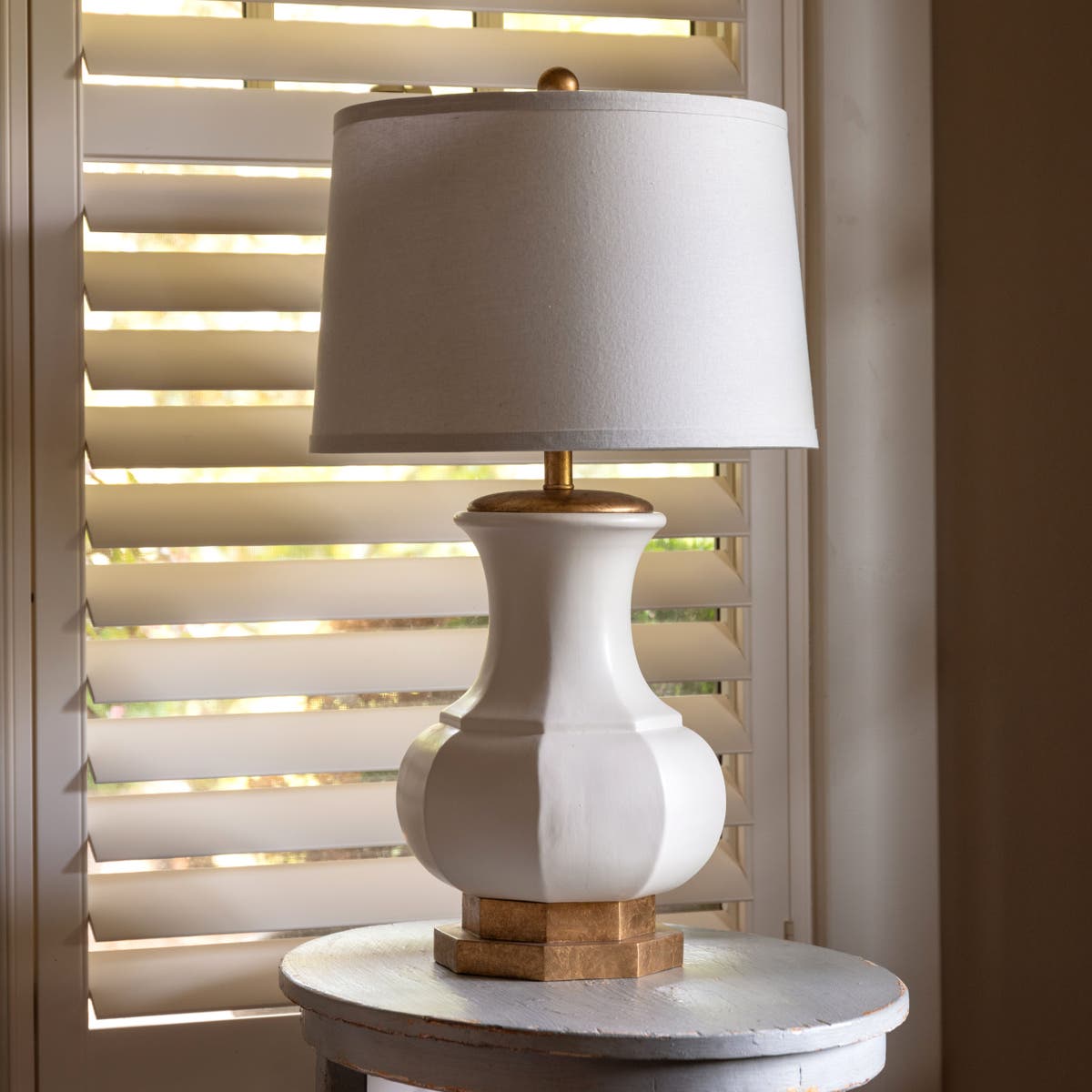 White Lotus Lamp