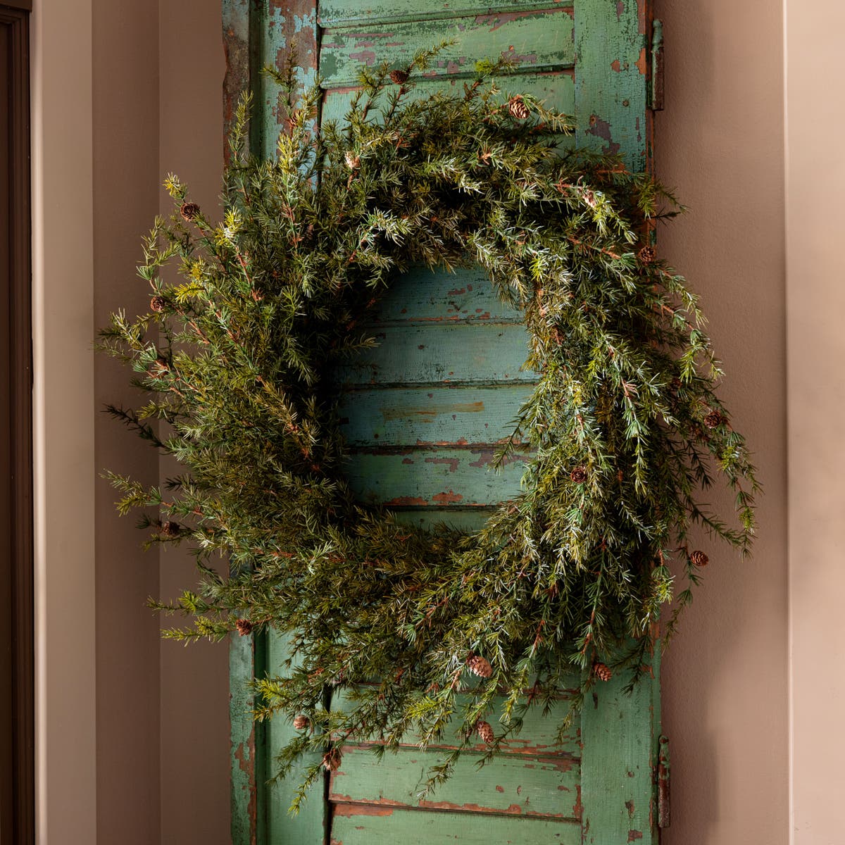 Woodland Fir Wreath 32"