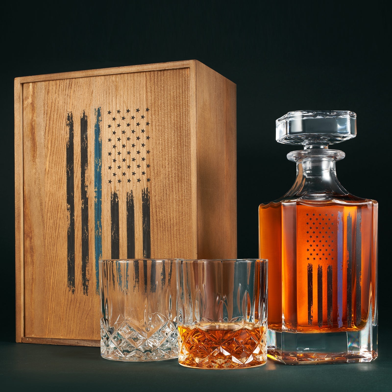 Police Tactical Blue Tattered American Flag Whiskey Decanter Gift Set 730ML Decanter 2 Whiskey Glass