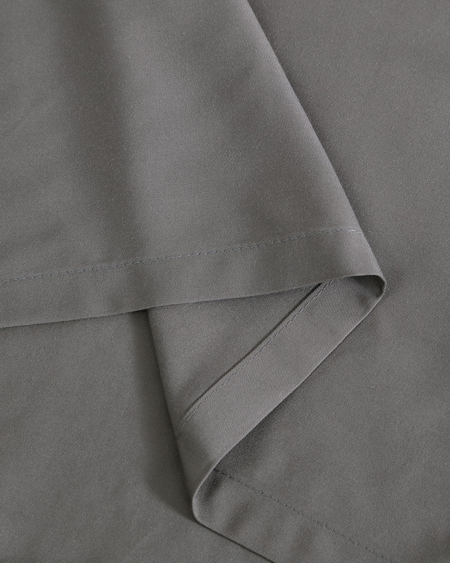 Snug + Lumière Sham Set