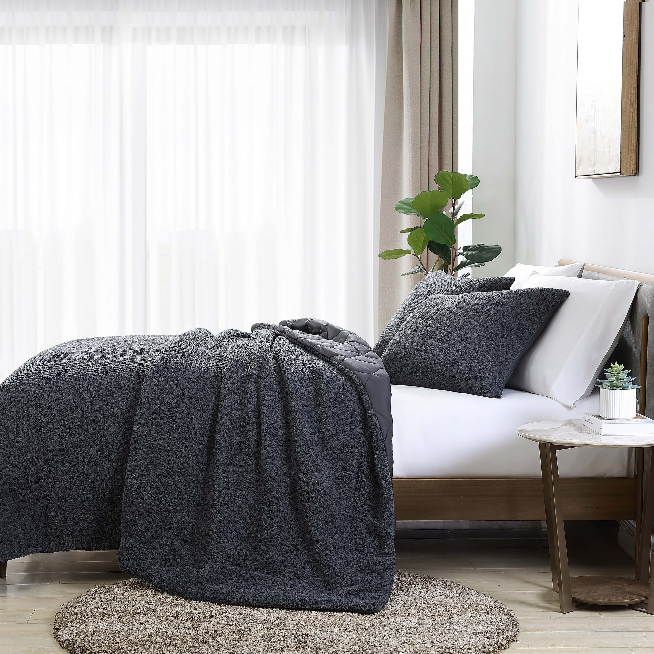 Snug + Lumière Sham Set