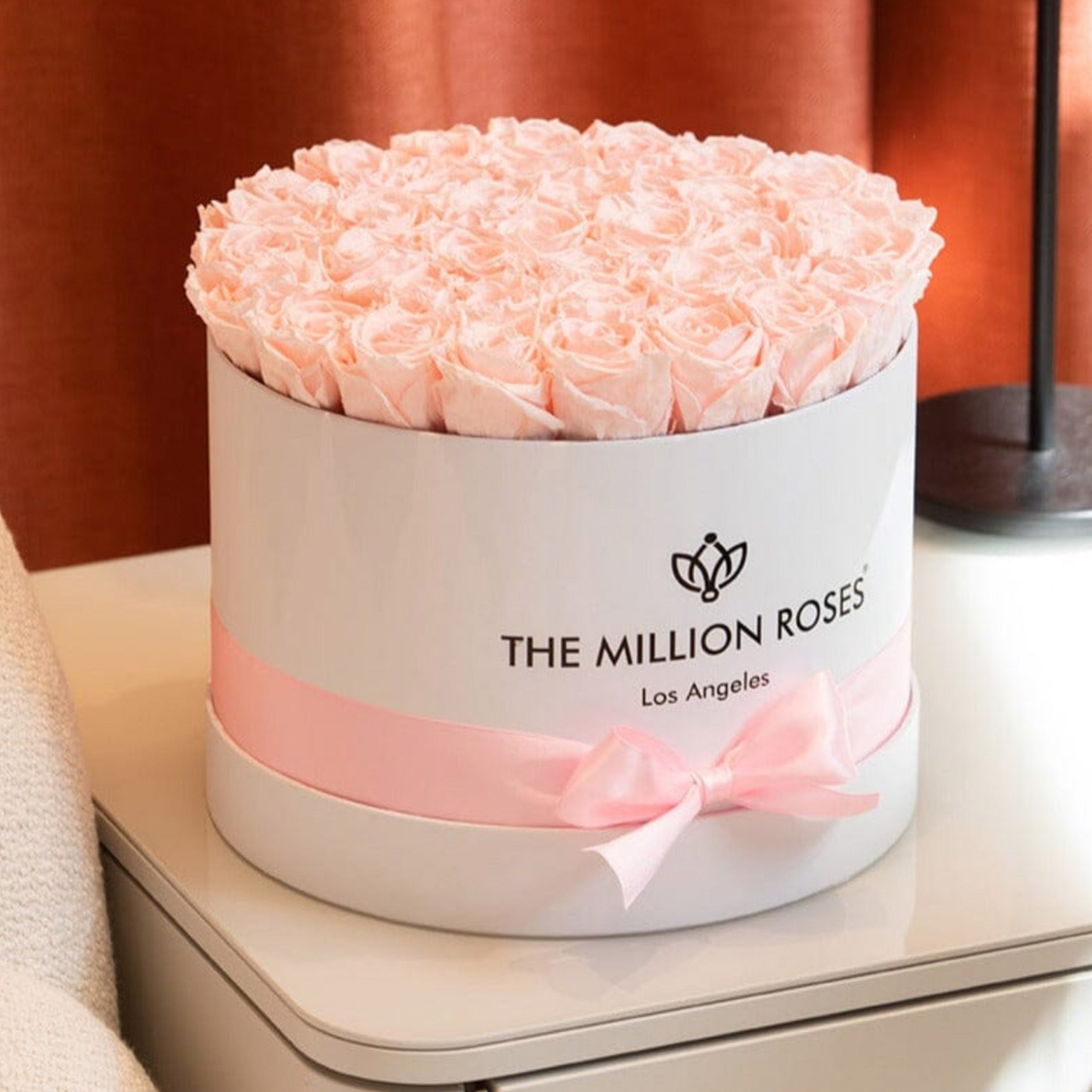 Supreme White Box | Light Pink Roses