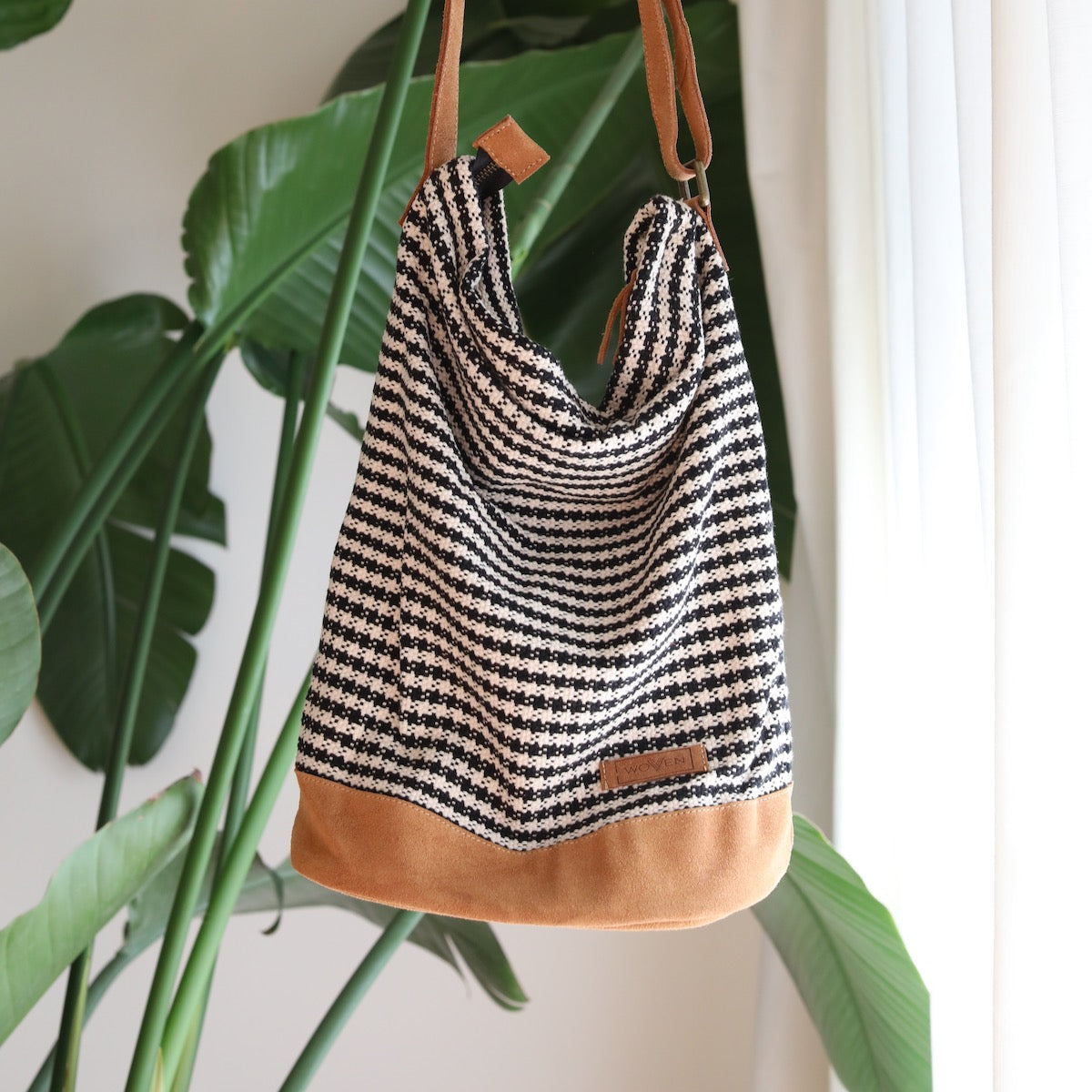 WOVEN Zipper Sling Bag - Houndstooth