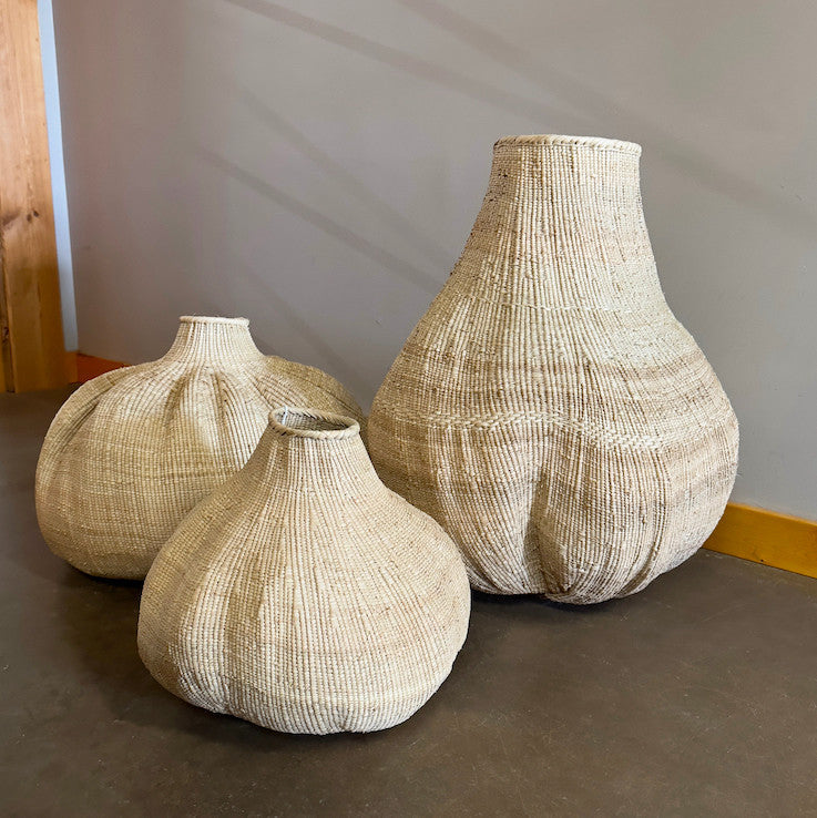 Garlic Tonga Sculptural Basket - XL