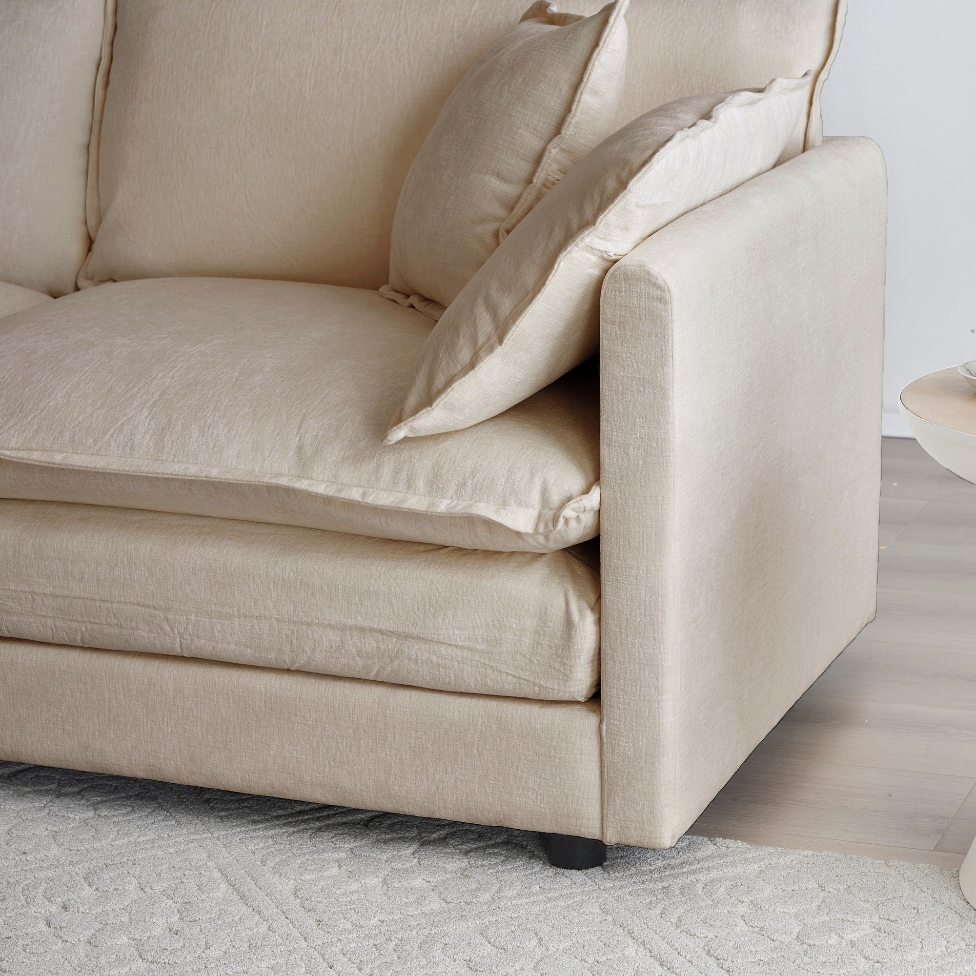 Mid-Century Modern 3-Seater Sofa with Pillows