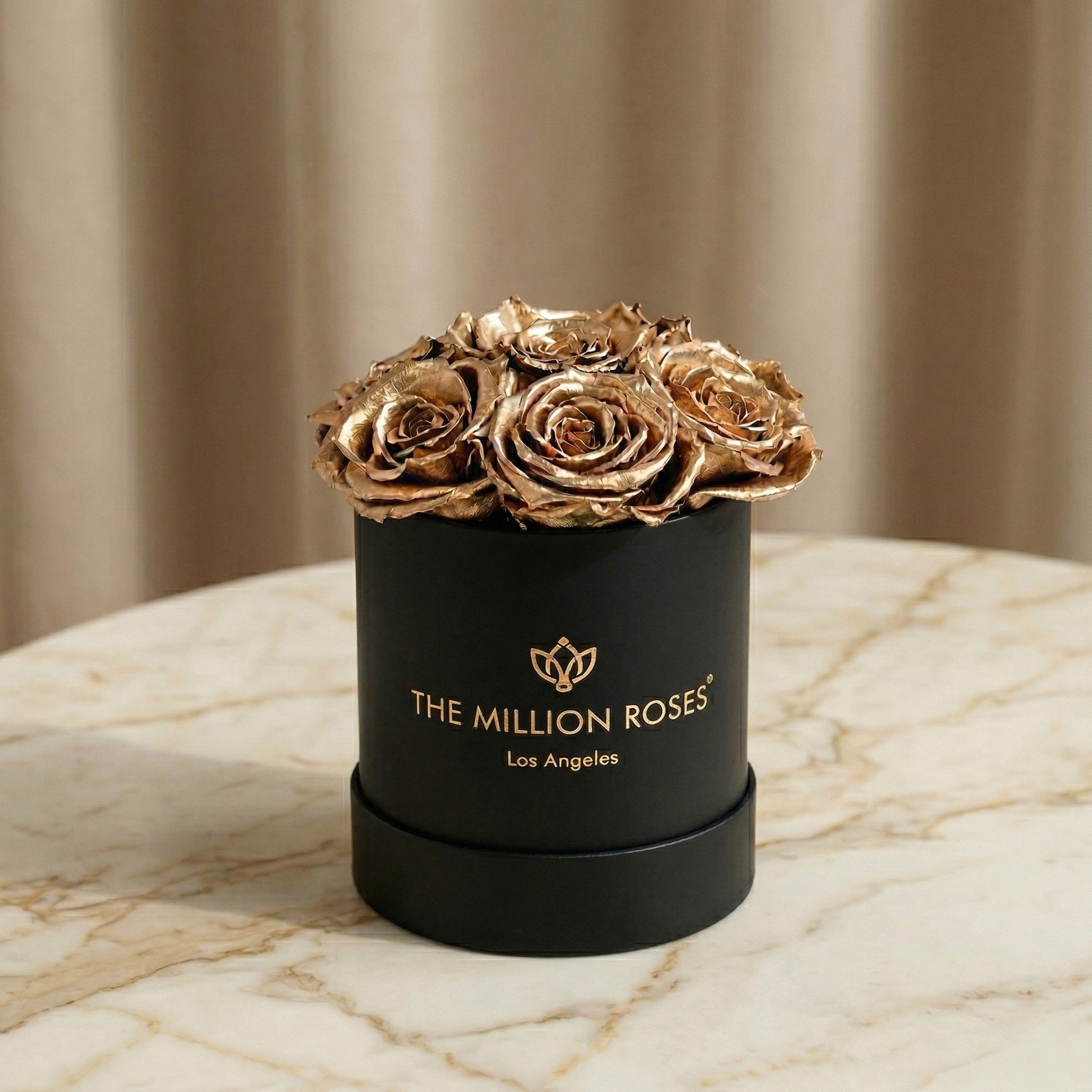 Essence Black Box | Gold Roses