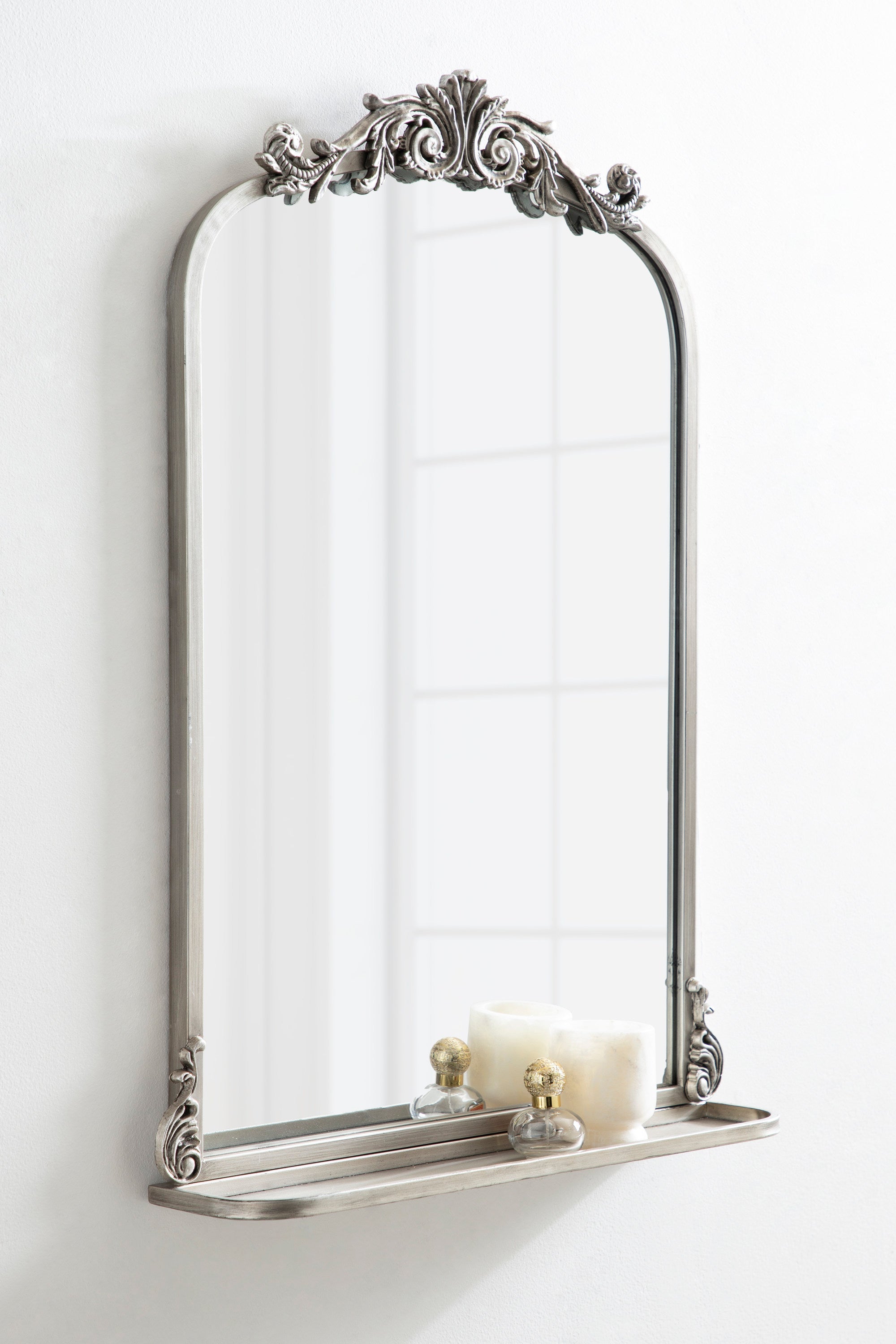 Arendahl Traditional Arch Mirror with Shelf