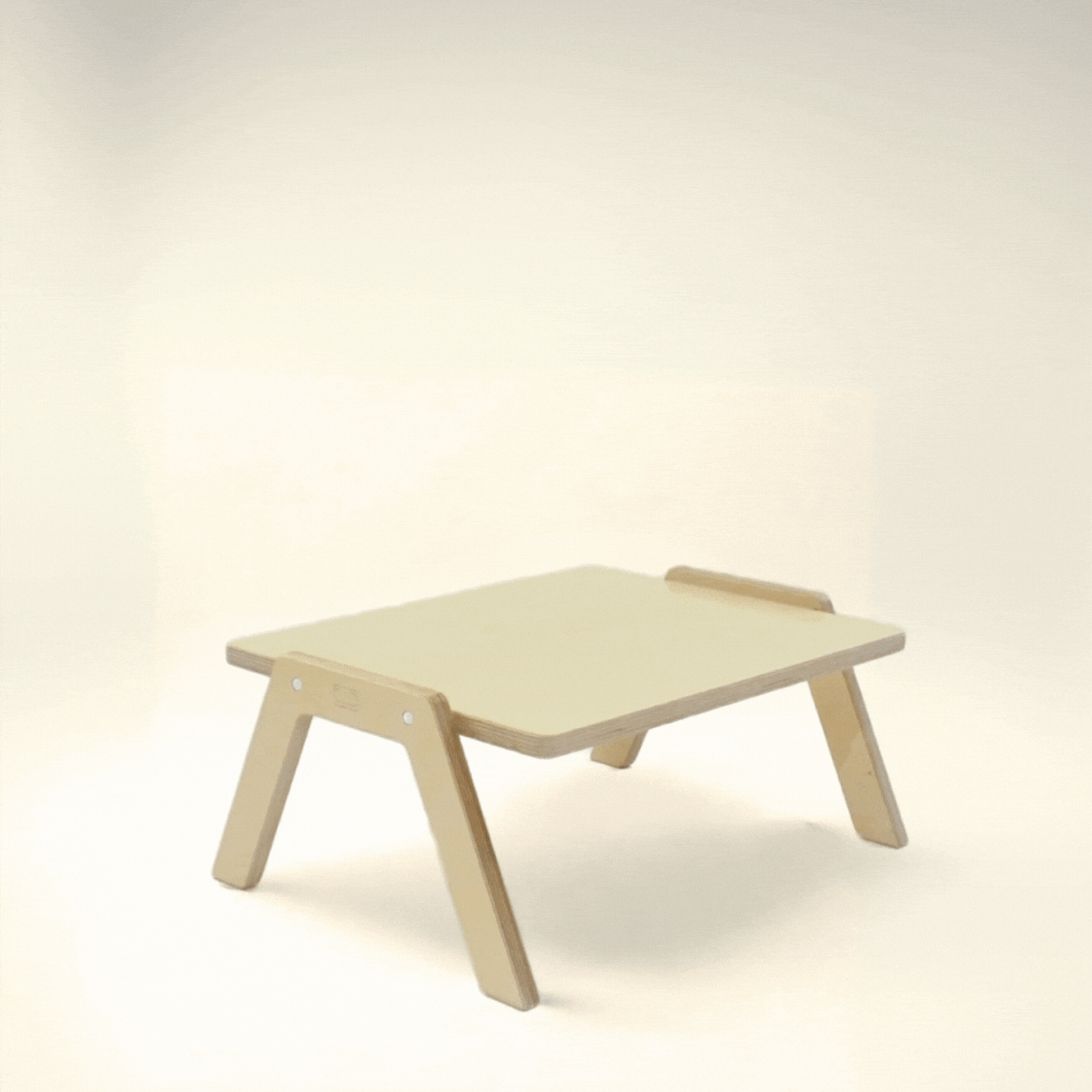 Chowki Table