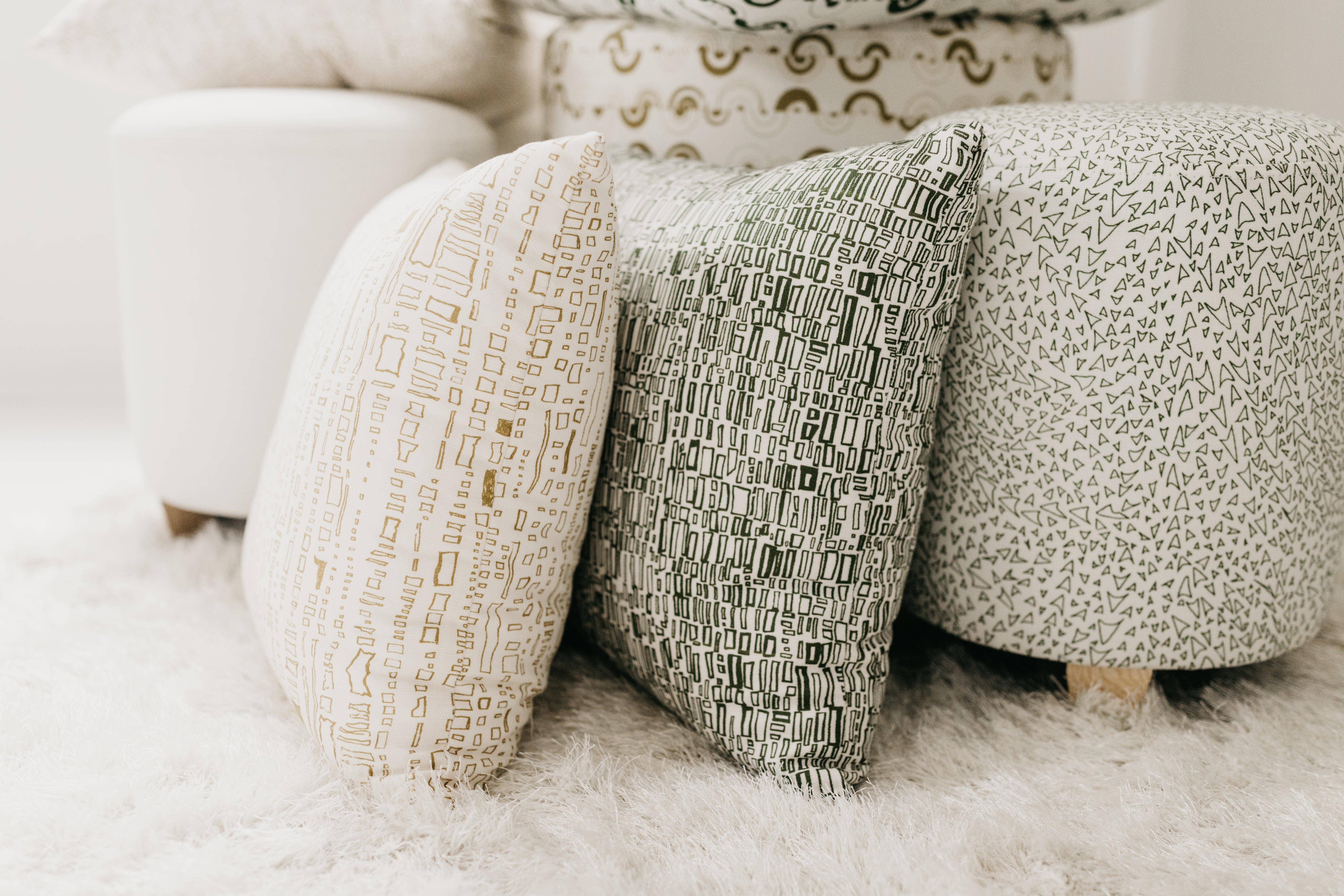 Capistrano in Halcyon 18" x 18" Pillow