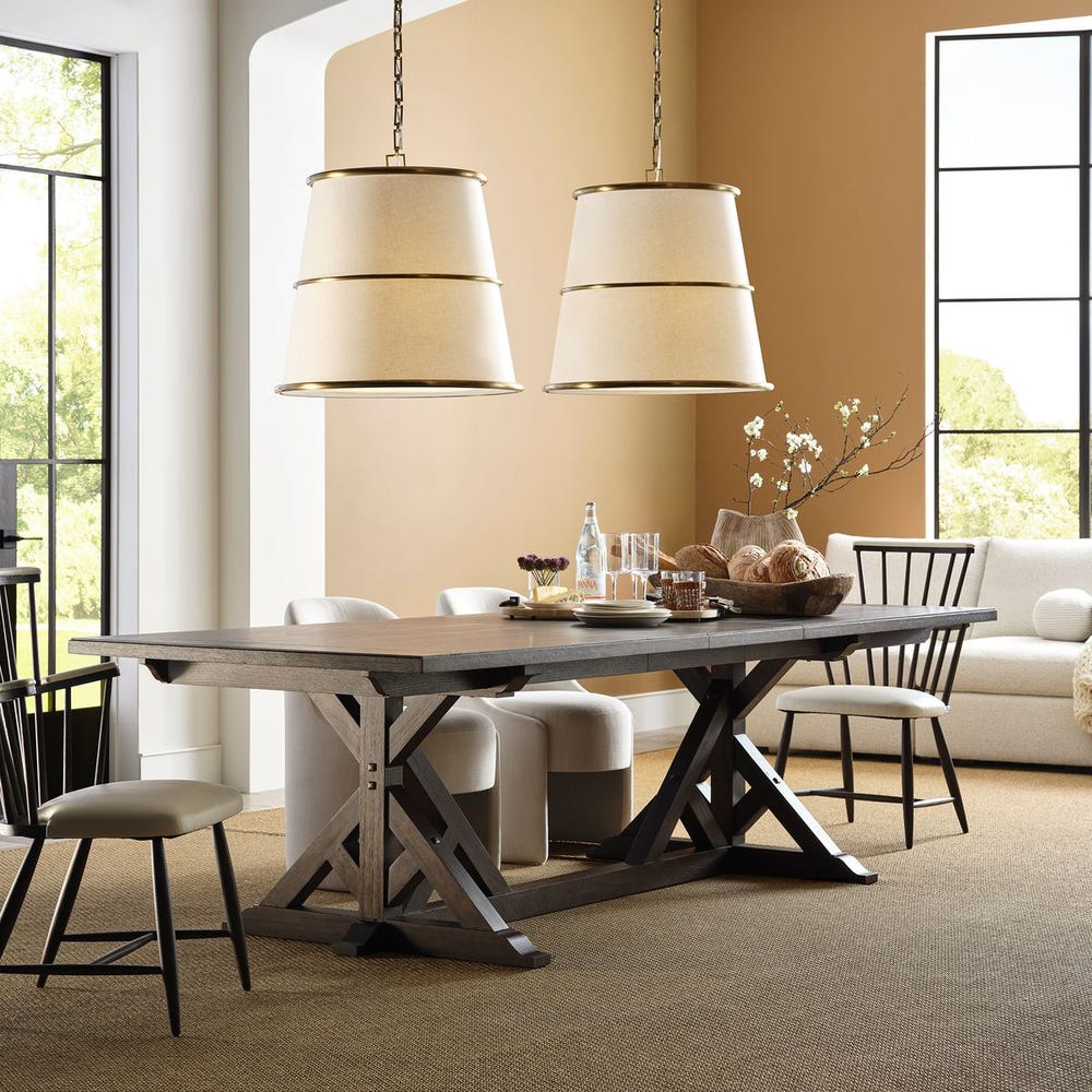 Charleston 98–118" Oak Extension Dining Table