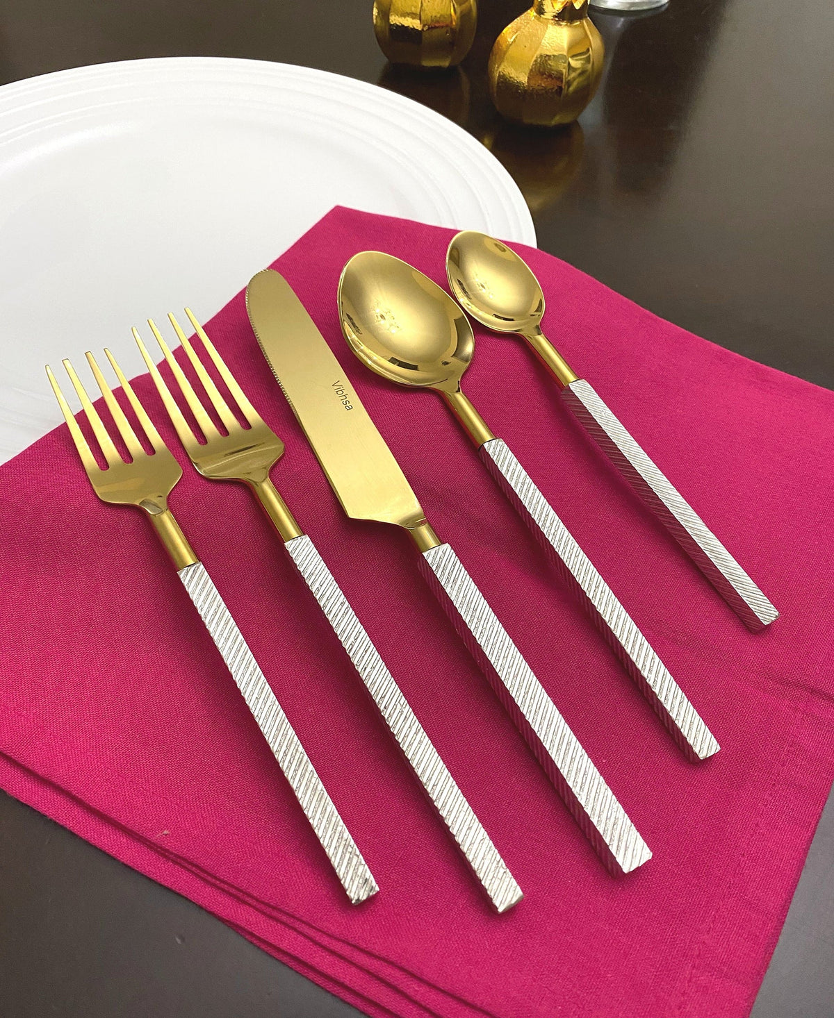 Vibhsa Modern Stainless Steel Flatware Set of 20 PC