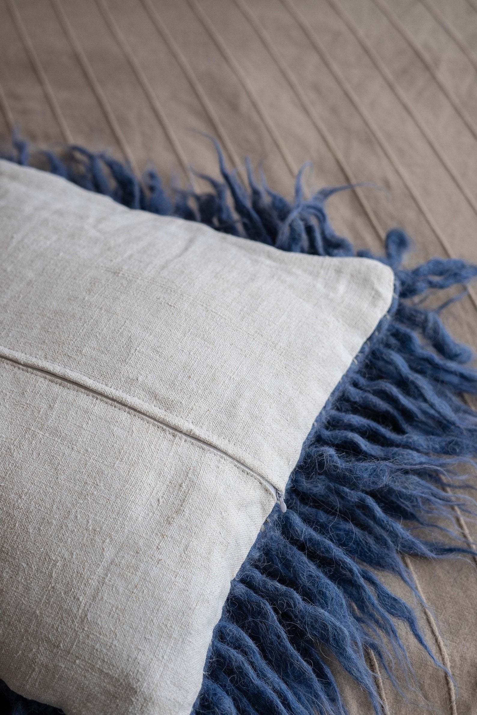 Wool Pillow "Stones"