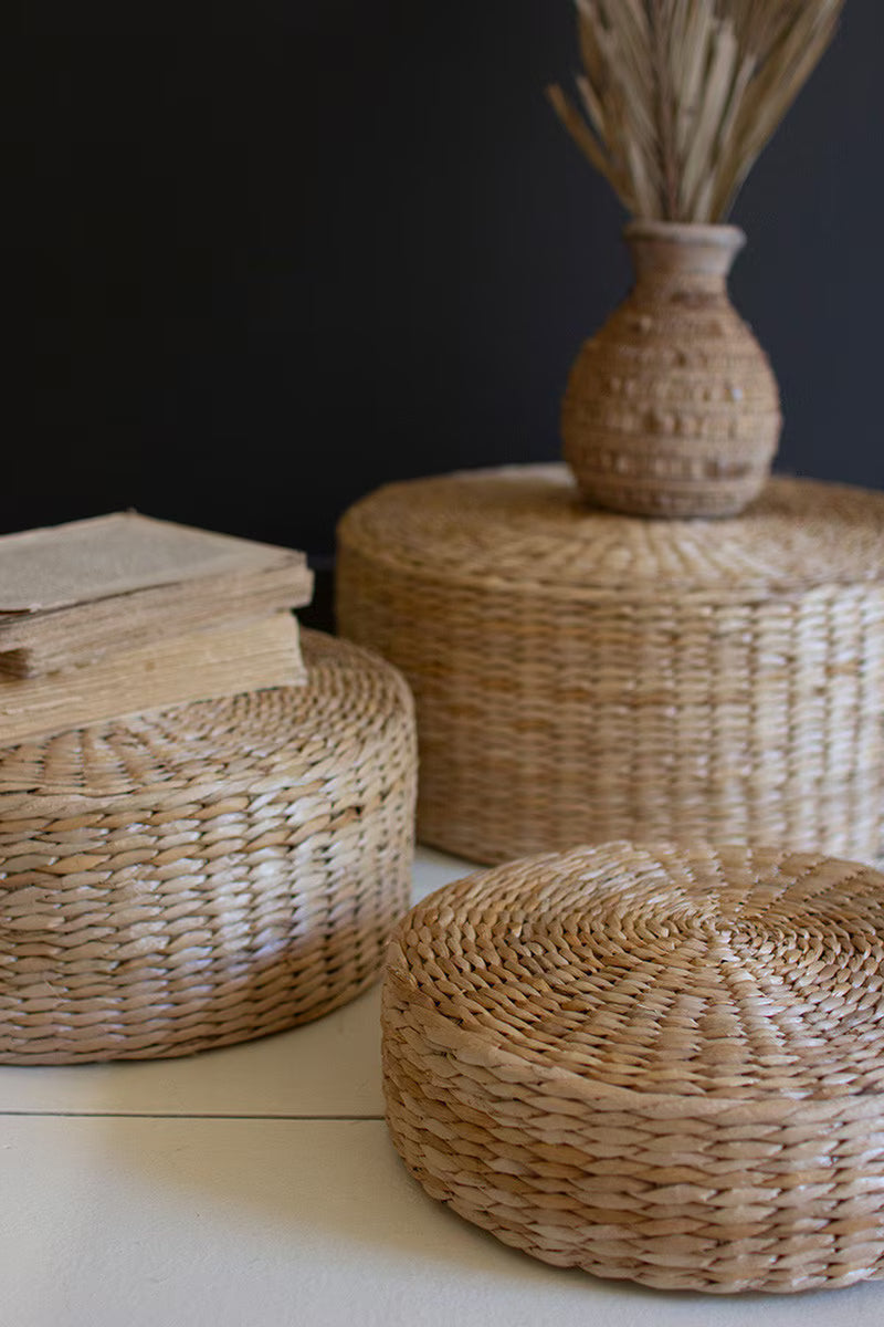 Natural Seagrass Tabletop Risers